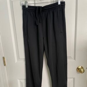 Men's Medium Under Armour Jogging pants-